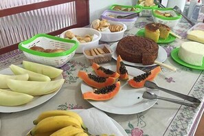 뷔페 아침 식사