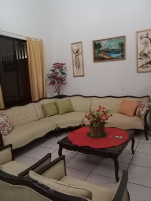 32-inch flat-screen TV with cable channels, TV