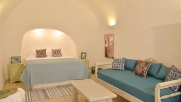 Wind House Volcano View | Individually decorated, individually furnished, soundproofing