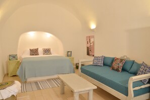 Wind House Volcano View | Individuelt dekorert, individuelt innredet og lydisolert