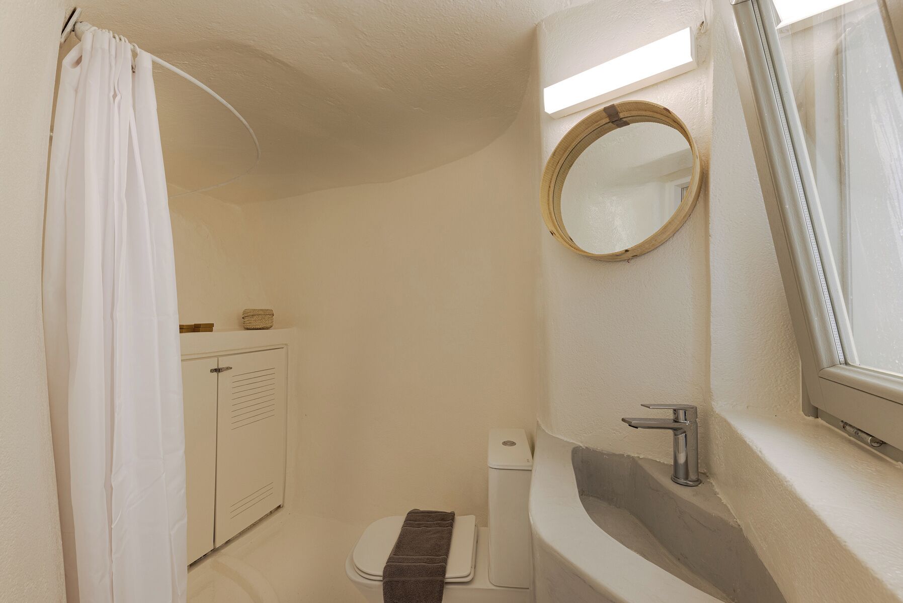 Just Blue House Dome Terrace Volcano View | Badezimmer