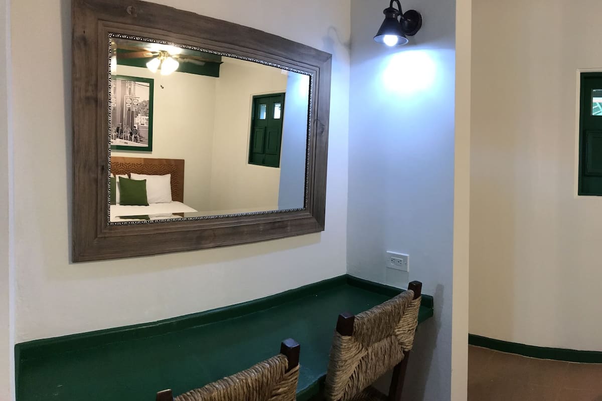 queen room - disability access - borbon | iron/ironing board, bed sheets