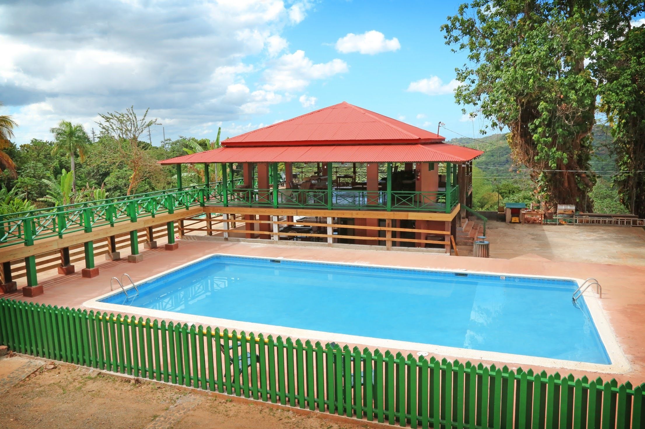 outdoor pool, pool loungers