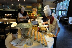 Daily buffet breakfast (CNY 58 per person) - Xiangshan Ocean Hotel (Ningbo)