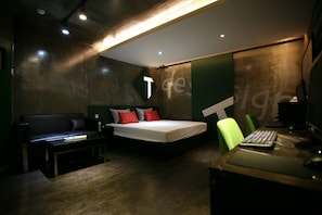 Deluxe Room | Free WiFi