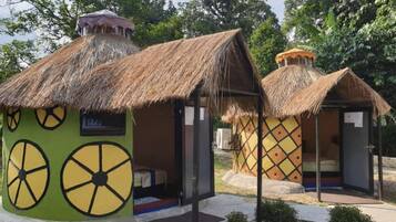 In-room safe, desk, free WiFi, bed sheets