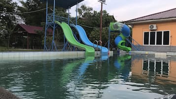 Alberca al aire libre