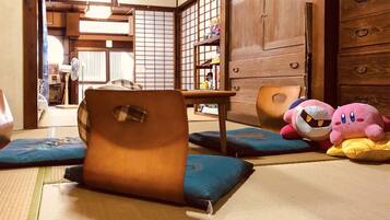 32-吋 LCD 液晶電視、有線頻道、電視、電視遊樂器