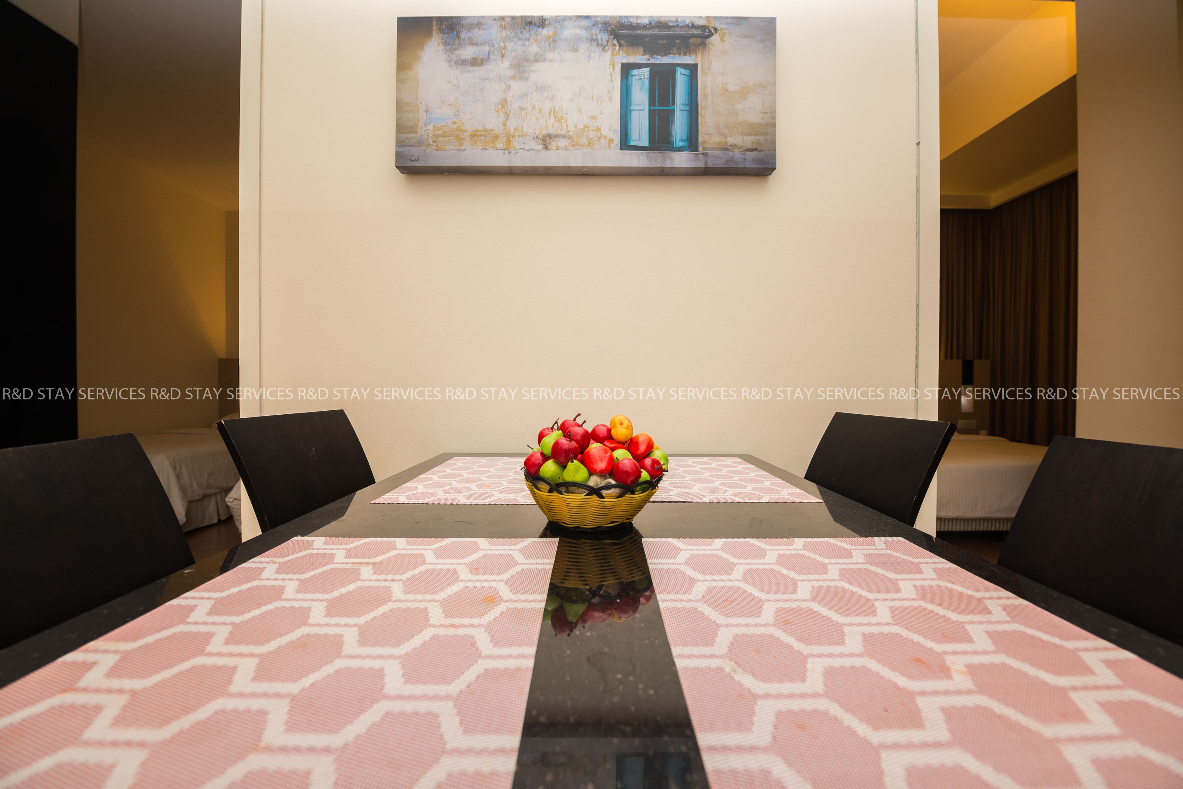 family apartment, 2 bedrooms, accessible, 2 bathrooms | in-room dining