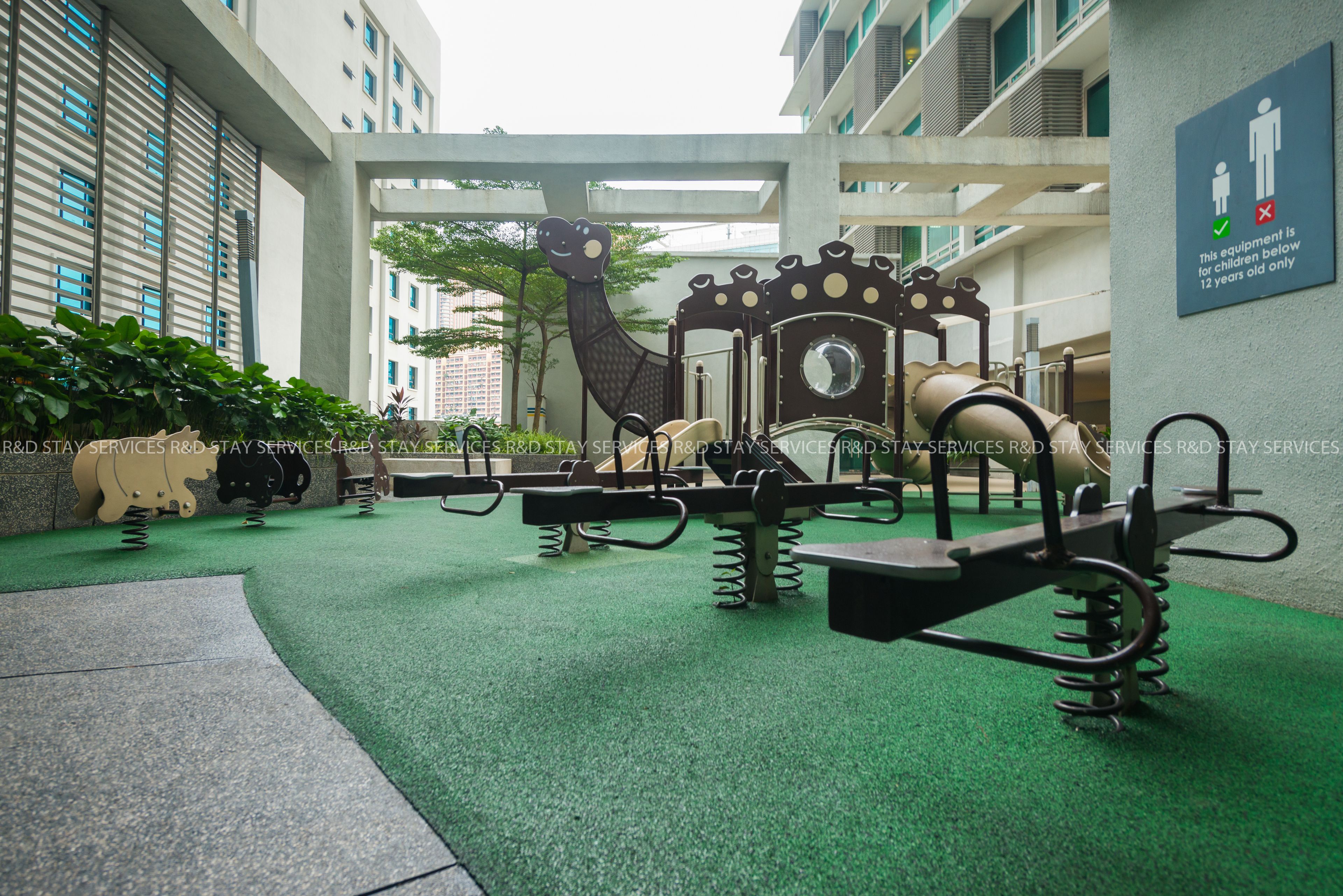children’s play area – outdoor