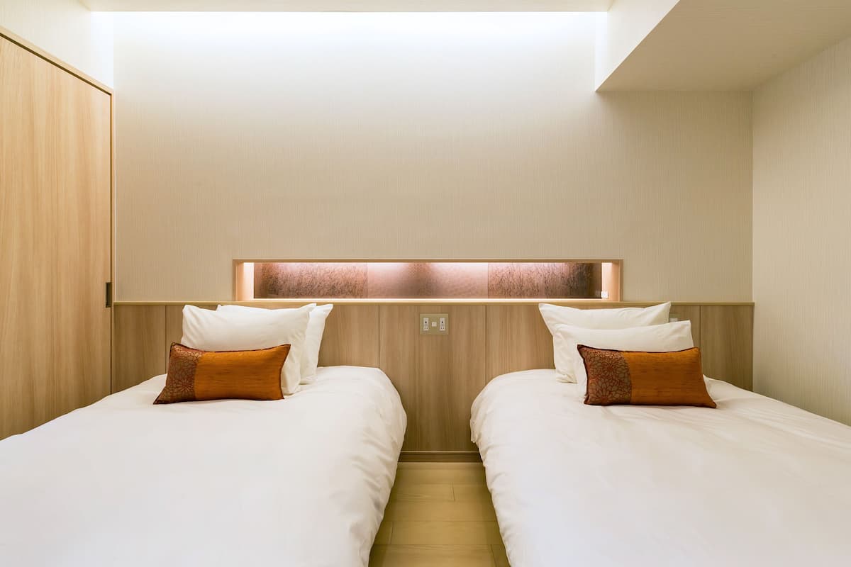 Deluxe Room, Non Smoking (Japanese Western, Open-Air Bath) | In-room safe, free WiFi, bed sheets