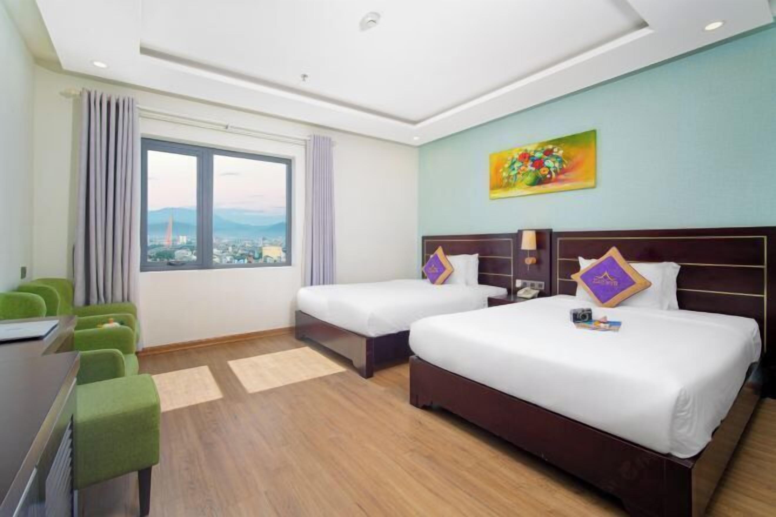 Egyptian cotton sheets, premium bedding, pillow-top beds, in-room safe