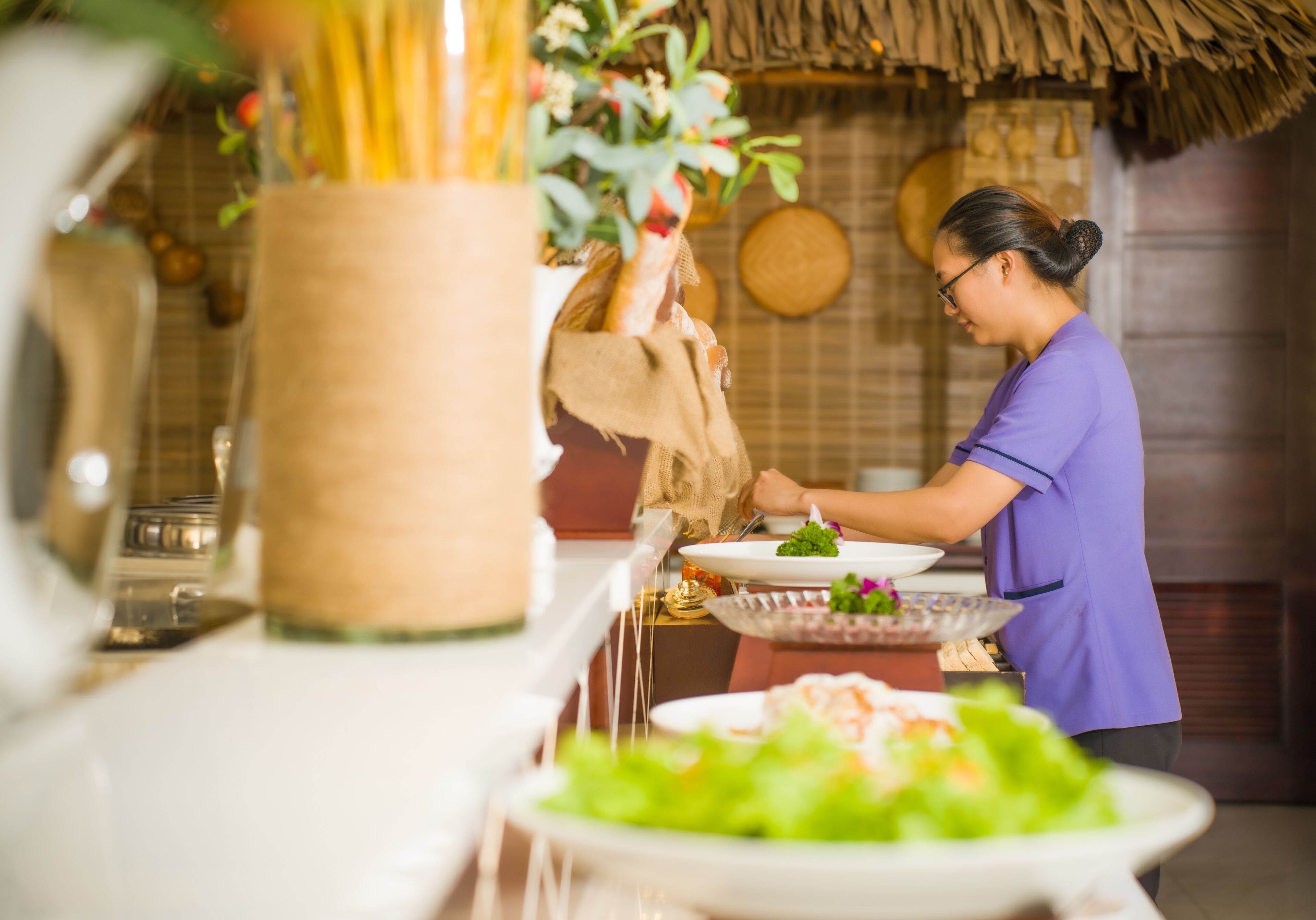 Free daily buffet breakfast