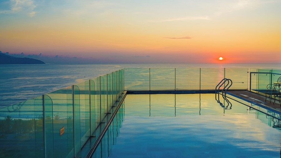 Alani Sea View Hotel