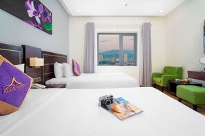Twin Room, City View | Egyptian cotton sheets, premium bedding, pillowtop beds, in-room safe - Alani Sea View Hotel (Da Nang)