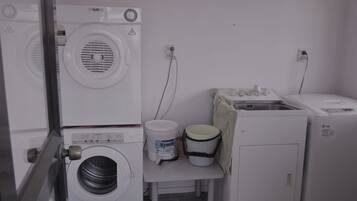 Ruang laundry