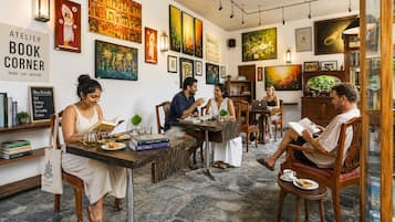 Coffee shop