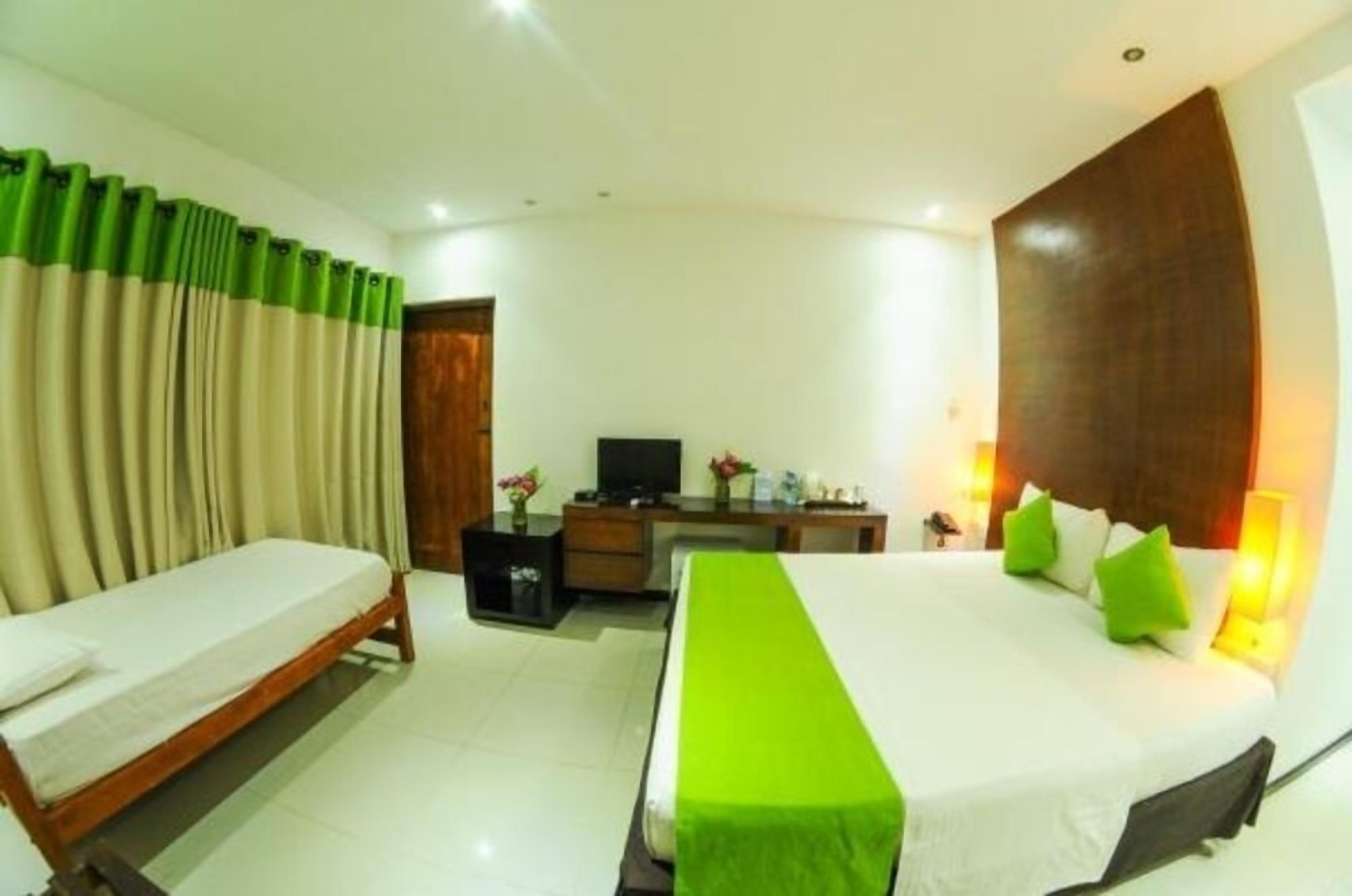 Minibar, desk, iron/ironing board, rollaway beds