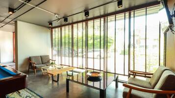 Sala de estar en el lobby