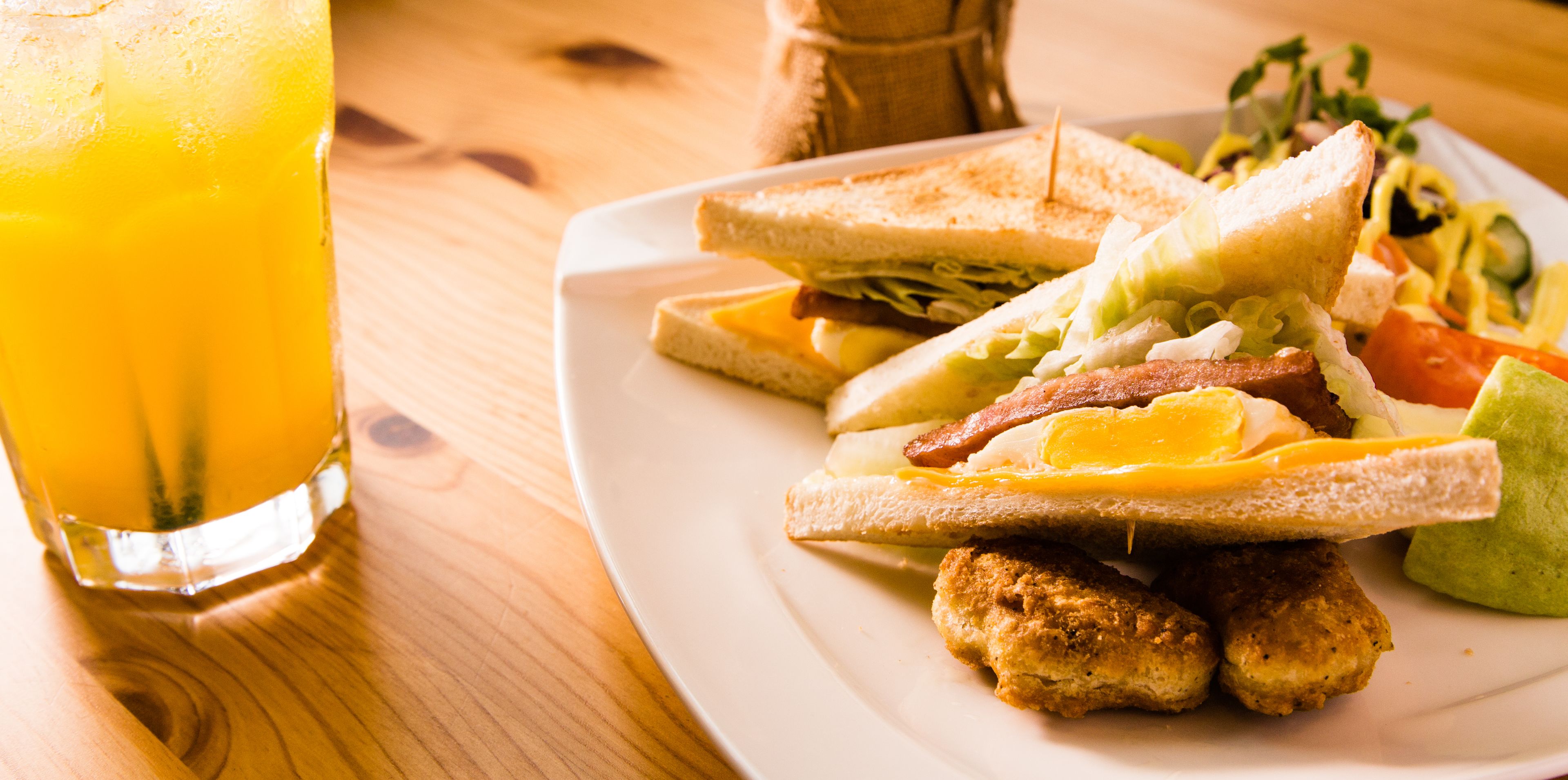 Free daily continental breakfast