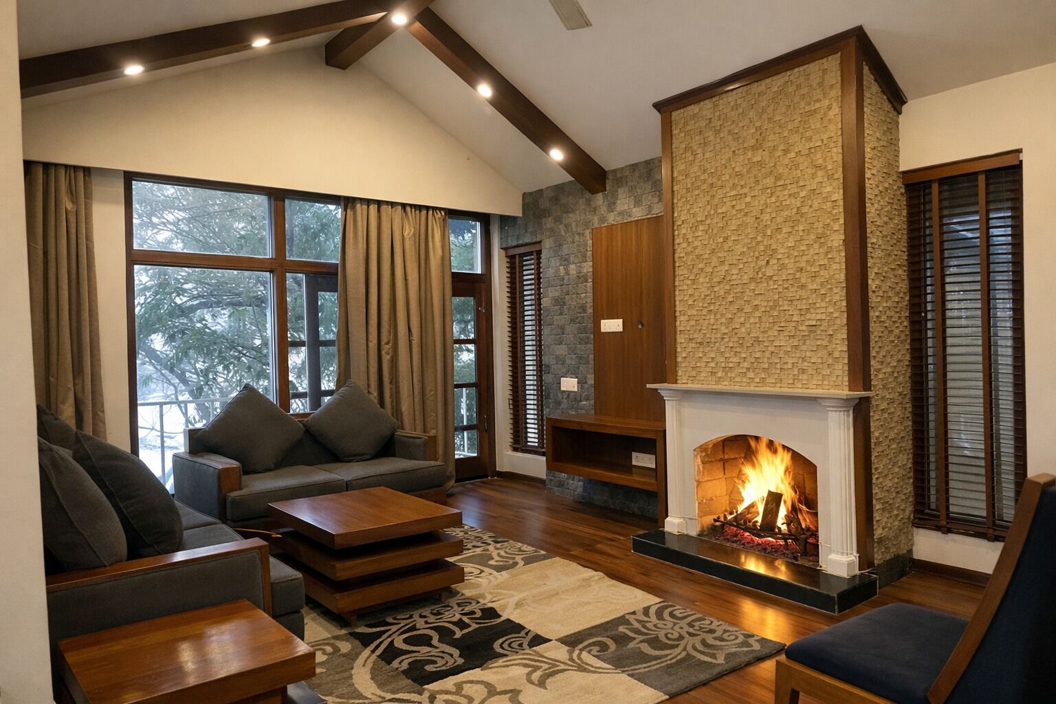 Luxury Suite, 1 King Bed | Living area | 40-inch LED TV with digital channels, TV