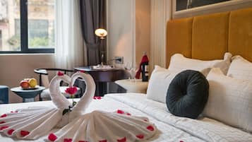 Honeymoon Room