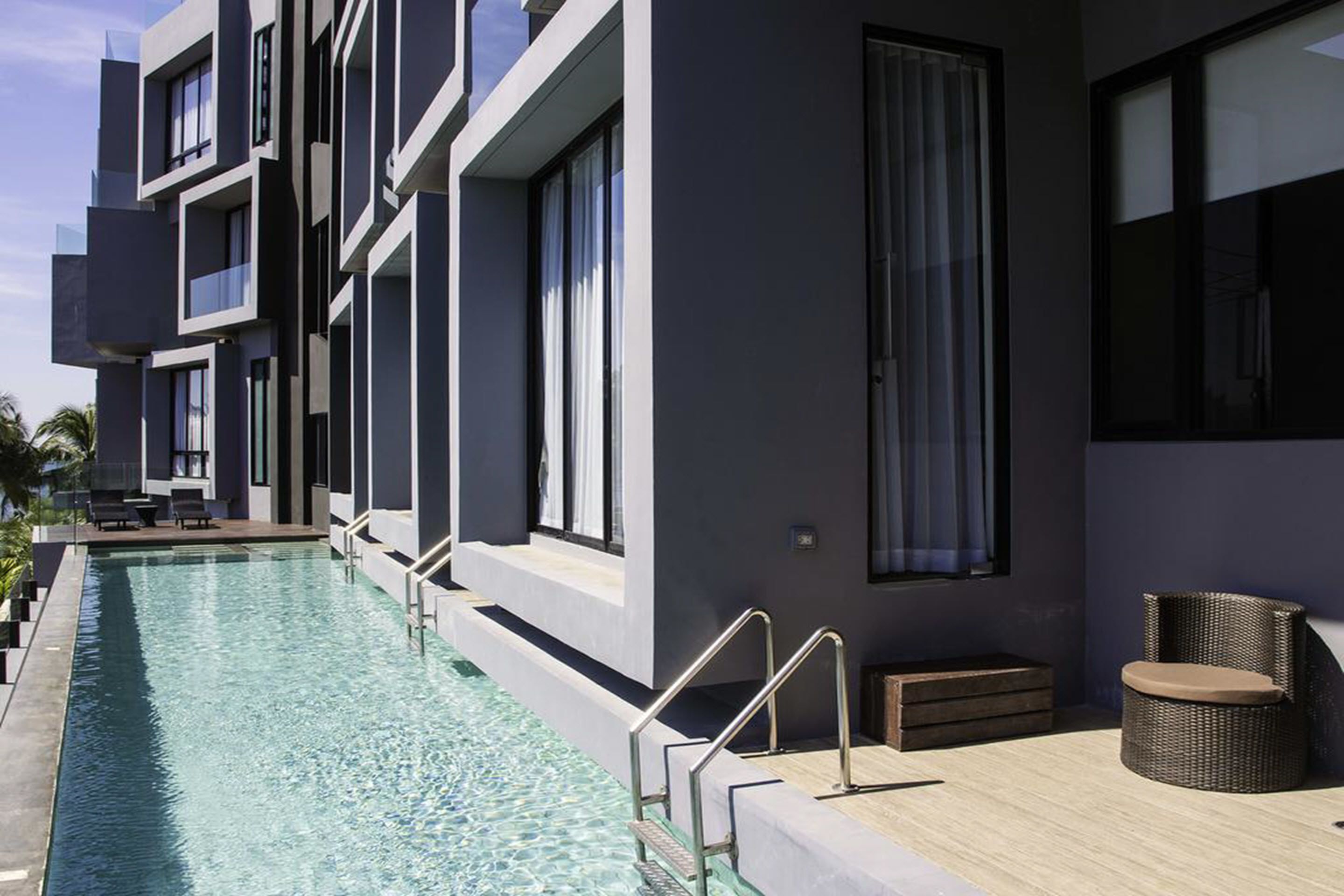 pool access | terrace/patio