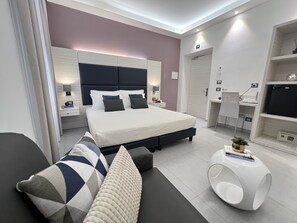 Tweepersoonskamer (no. 51) | Italiaanse Frette-lakens, luxe beddengoed, donsdekens, pillowtop-bedden