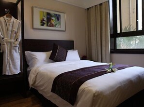 Minibar, escritorio, cortinas blackout y camas plegables/adicionales 
