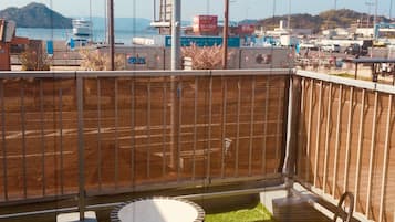 Traditional Studio Suite | Terrace/patio