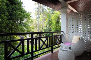 In-room safe, desk, laptop workspace, free WiFi - Parasol Blanc Luang Prabang (Luang Prabang)