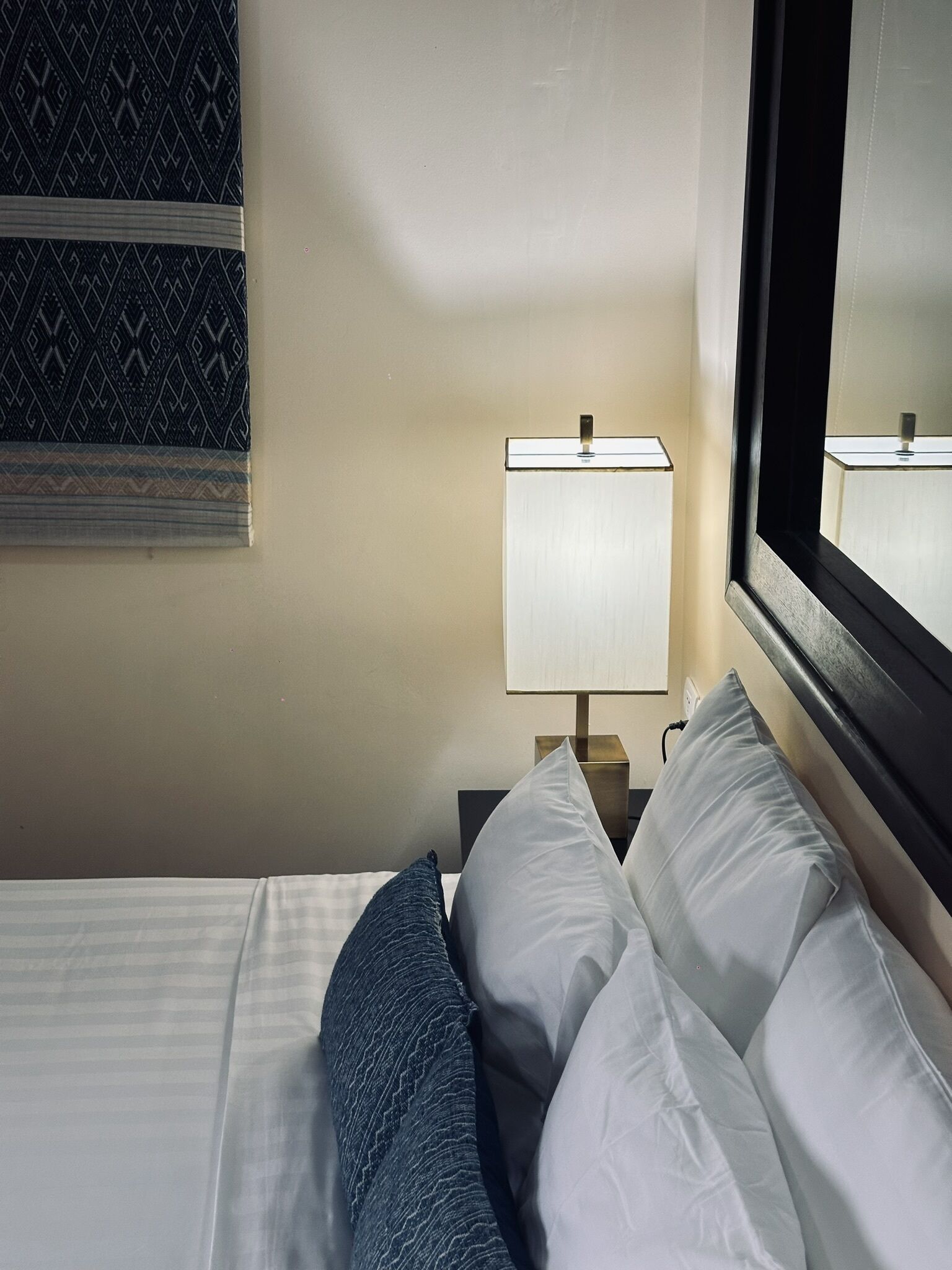 deluxe balcony (double bed) | in-room safe, desk, laptop workspace, free wifi