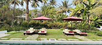 Parasol Blanc Luang Prabang