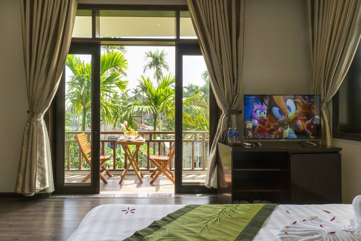 1 bedroom, Egyptian cotton sheets, premium bedding, pillow-top beds