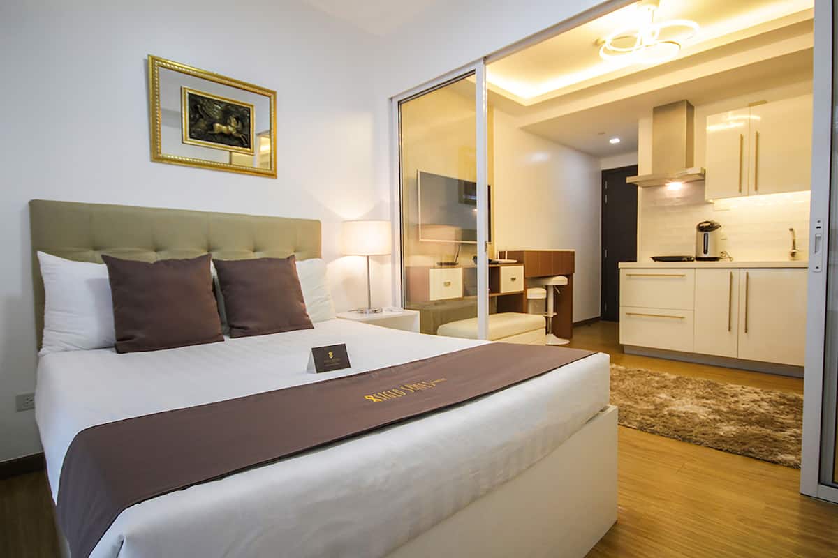In-room safe, desk, iron/ironing board (on request), WiFi