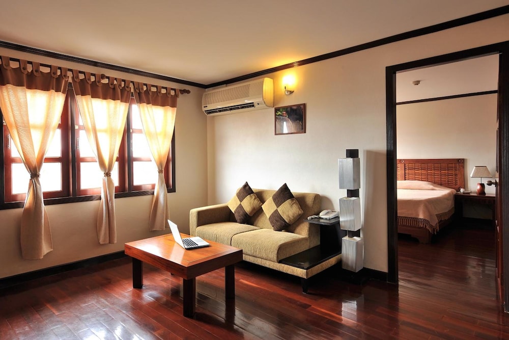 Lao Orchid Hotel ໂຮງແຮມລາວອໍຄິດ by null