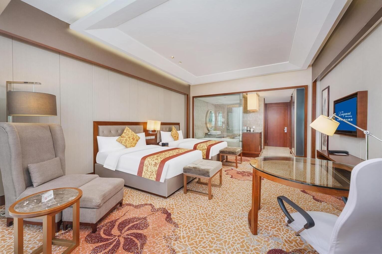 Minibar, in-room safe, desk, blackout curtains