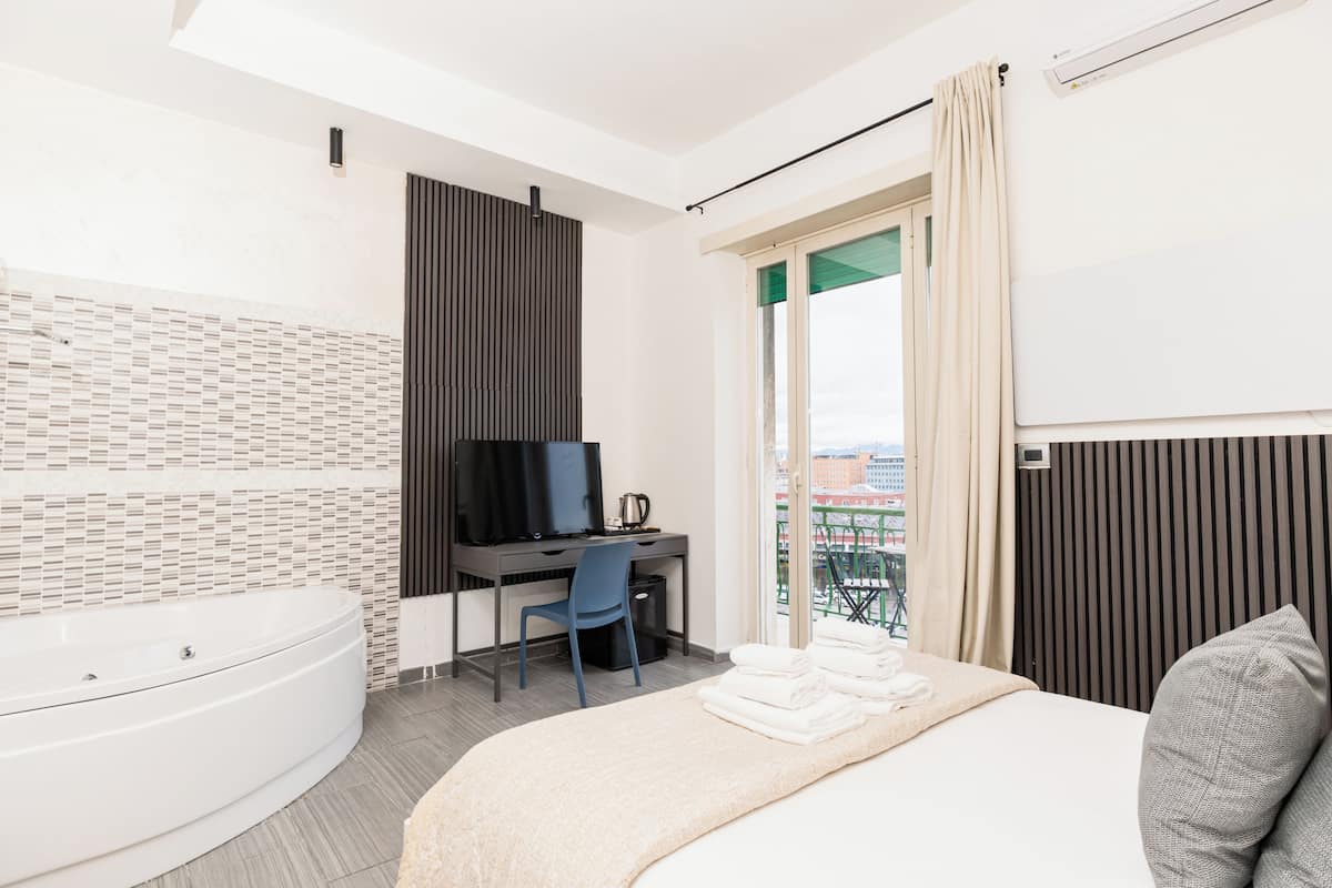 Superior Double Room, 1 Double Bed, City View