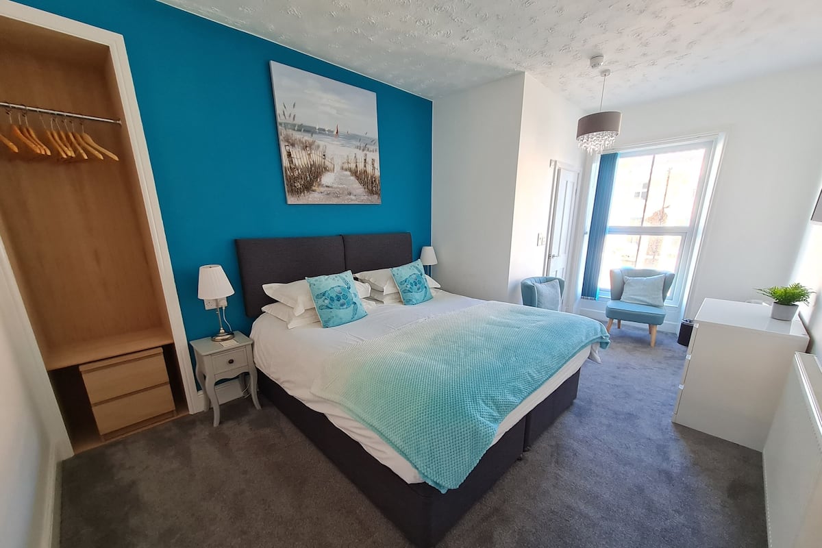 Deluxe kamer, 1 twee- of 2 eenpersoonsbedden (2nd Floor) | Verduisterende gordijnen, beddengoed