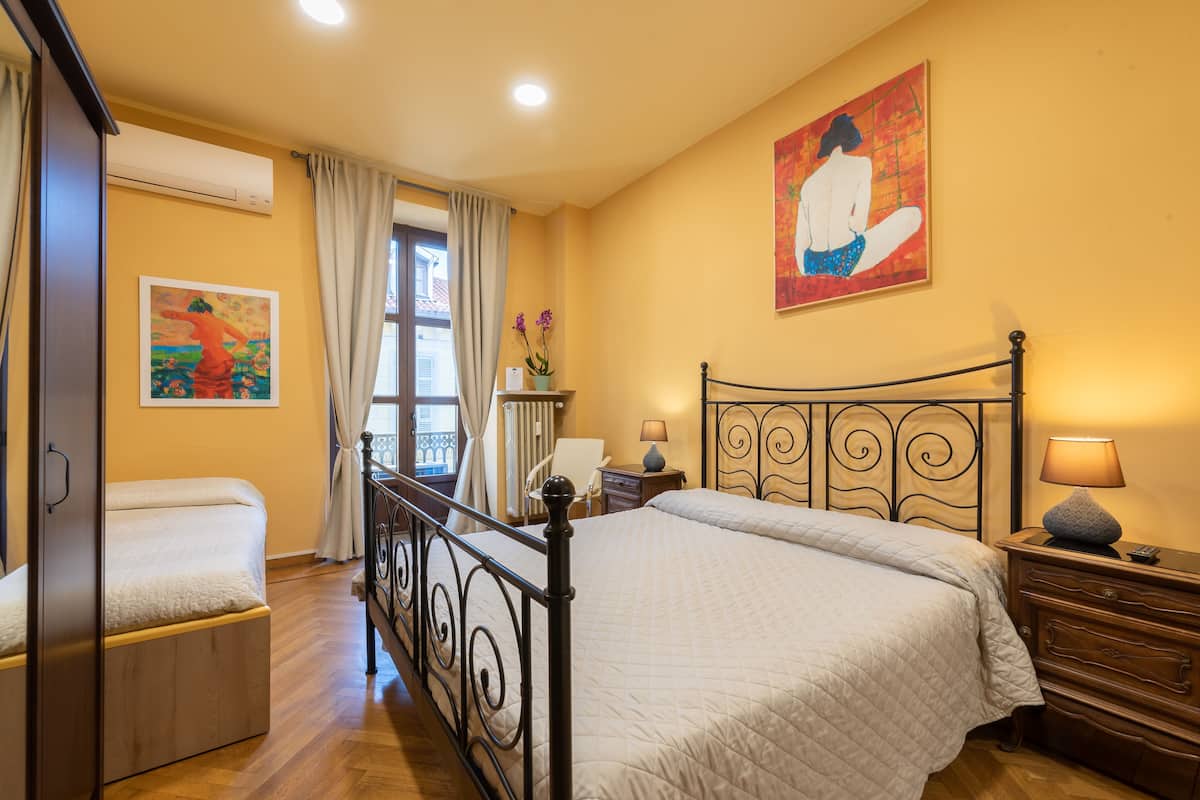 Tripla Standard | Wi-Fi gratuito, lenzuola