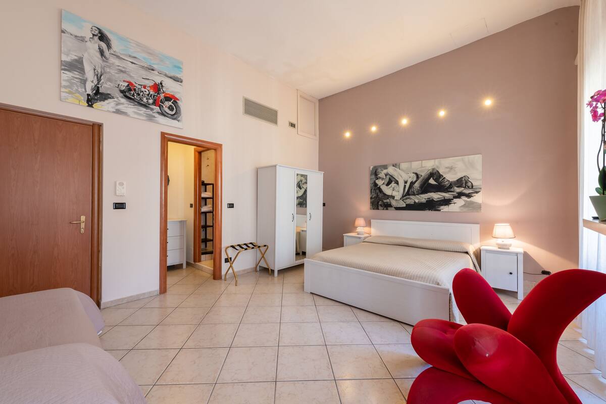 Comfort-Dreibettzimmer | Kostenloses WLAN, Bettwäsche