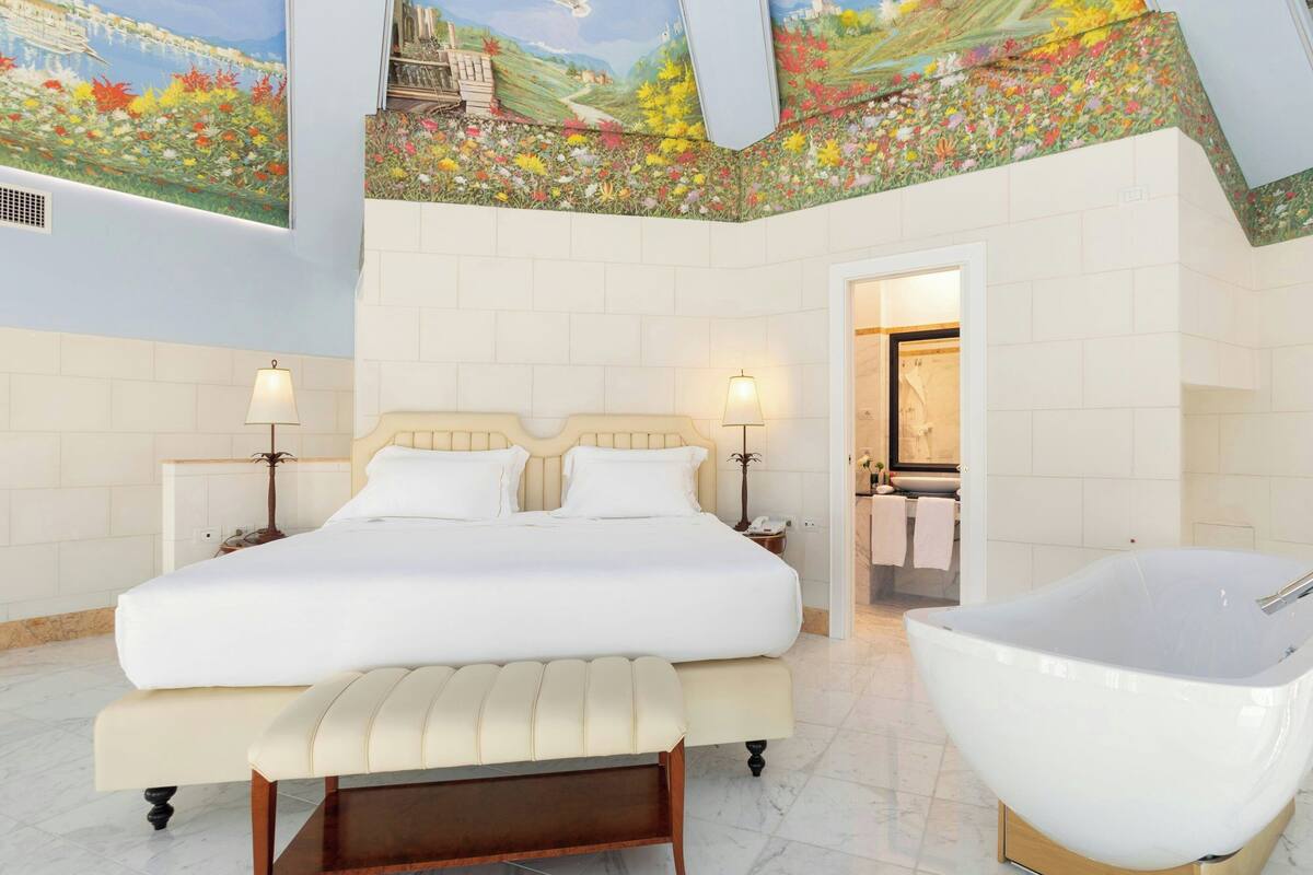 Suite, 1 King Bed, Sea View (Balcony, Tower) | Premium bedding, minibar, in-room safe, desk