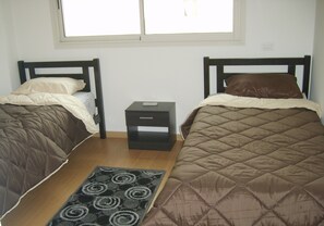 Comfort Apartment | 2 bedrooms, premium bedding, blackout curtains, iron/ironing board