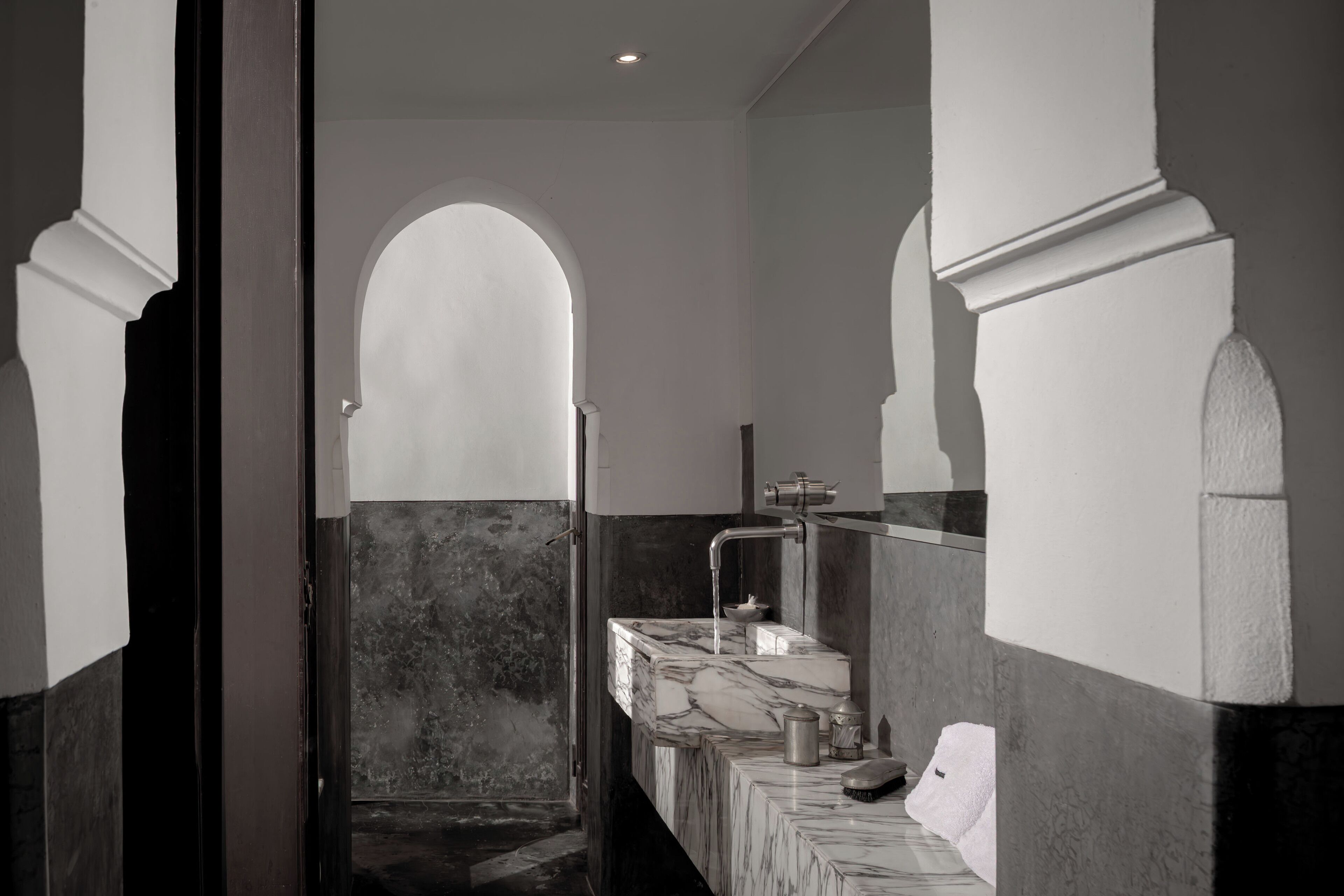 Photo - Riad Jaaneman