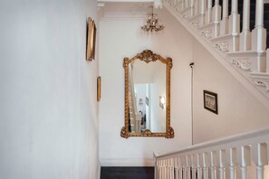 Staircase - Metrostays - O'Connell Street 84-1 (Dublin)