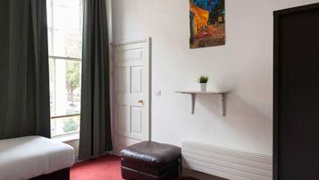 Apartamento, 1 quarto | 1 quarto, ferros/tábuas de passar roupa, Wi-Fi de cortesia