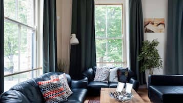 Apartment, 1 Bedroom | Living room | LCD TV