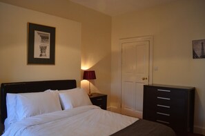Apartment, 3 Bedrooms | 3 bedrooms, iron/ironing board, free WiFi, bed sheets - Metrostays - O'Connell Street 85-3 (Dublin)