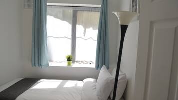 Apartment, 2 Bedrooms | 2 bedrooms, iron/ironing board, free WiFi