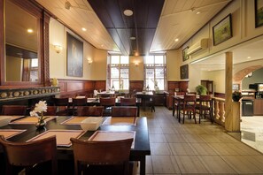 Dagelijks continentaal ontbijt inbegrepen